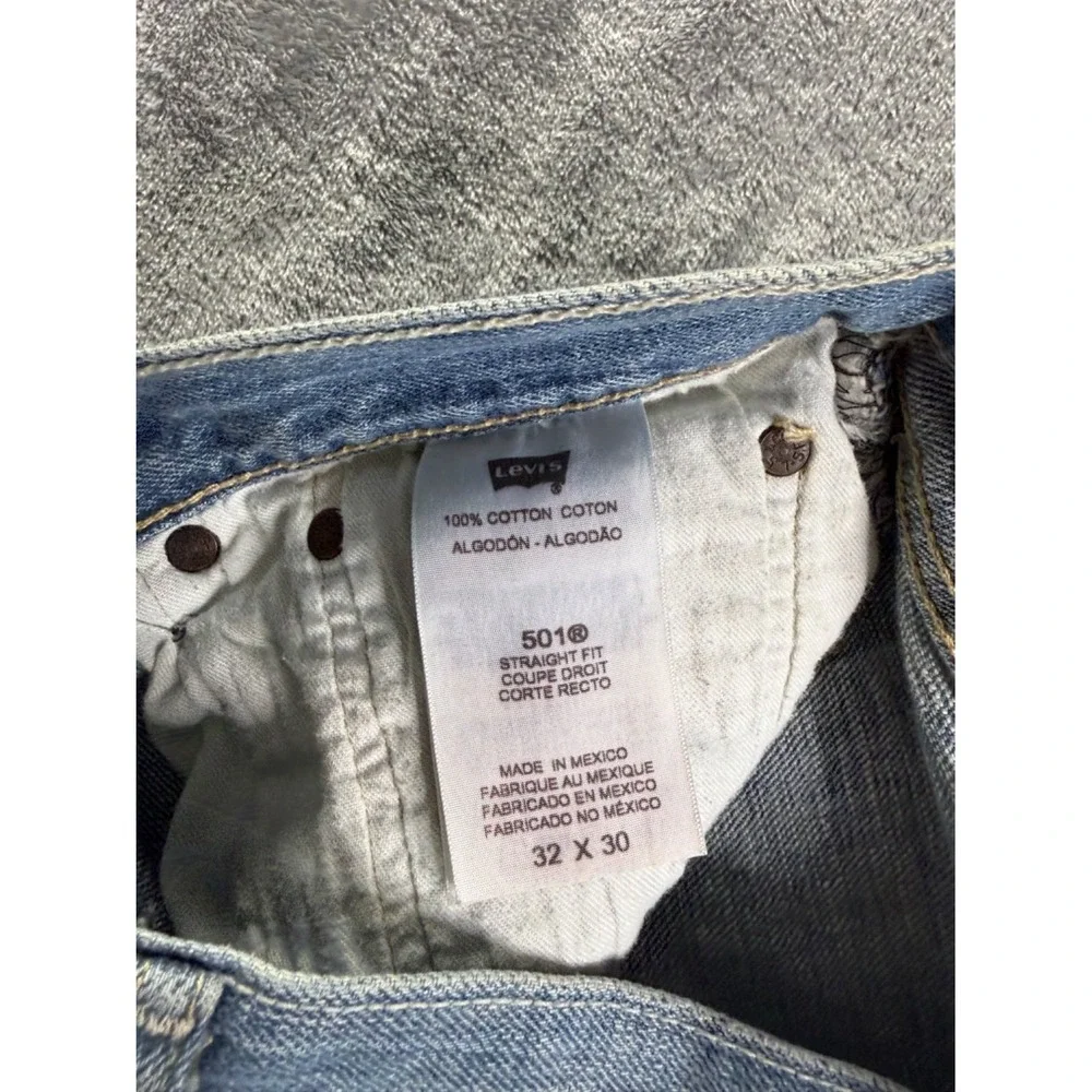 Levis these classic
